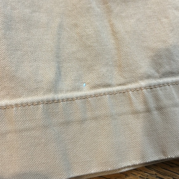 Talbots Petites Stretch Khaki Shorts - Picture 12 of 14